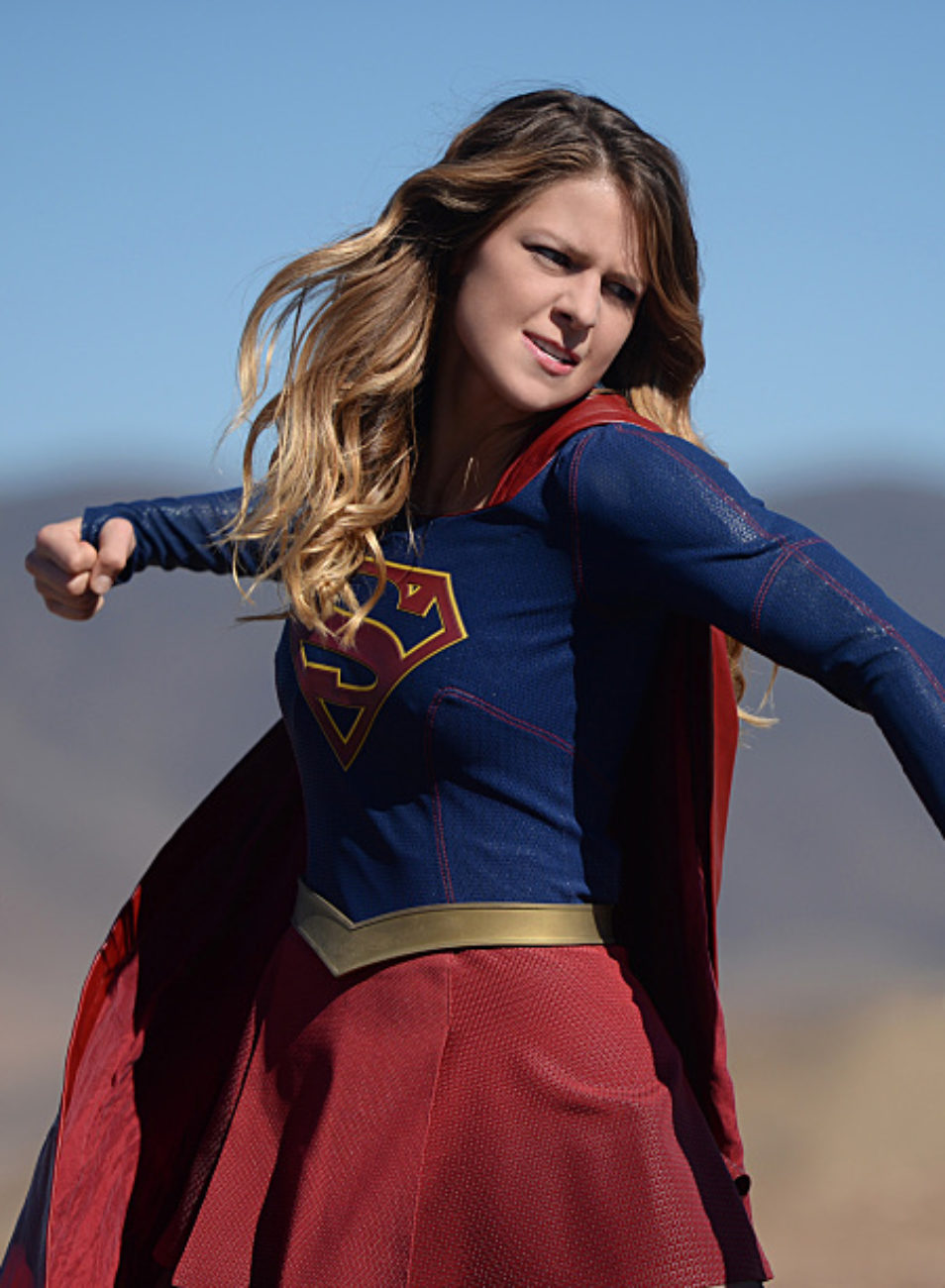 cropped-SUPERGIRL-PUNCH3.jpg – FILM & TELEVISION REVIEW